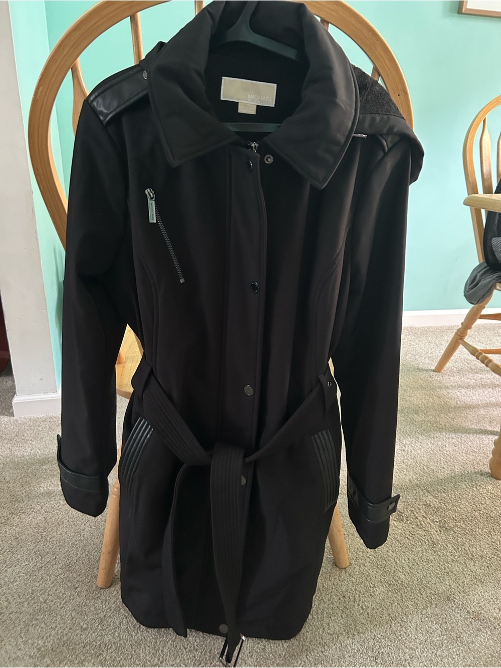 MICHAEL KORS Black Coat